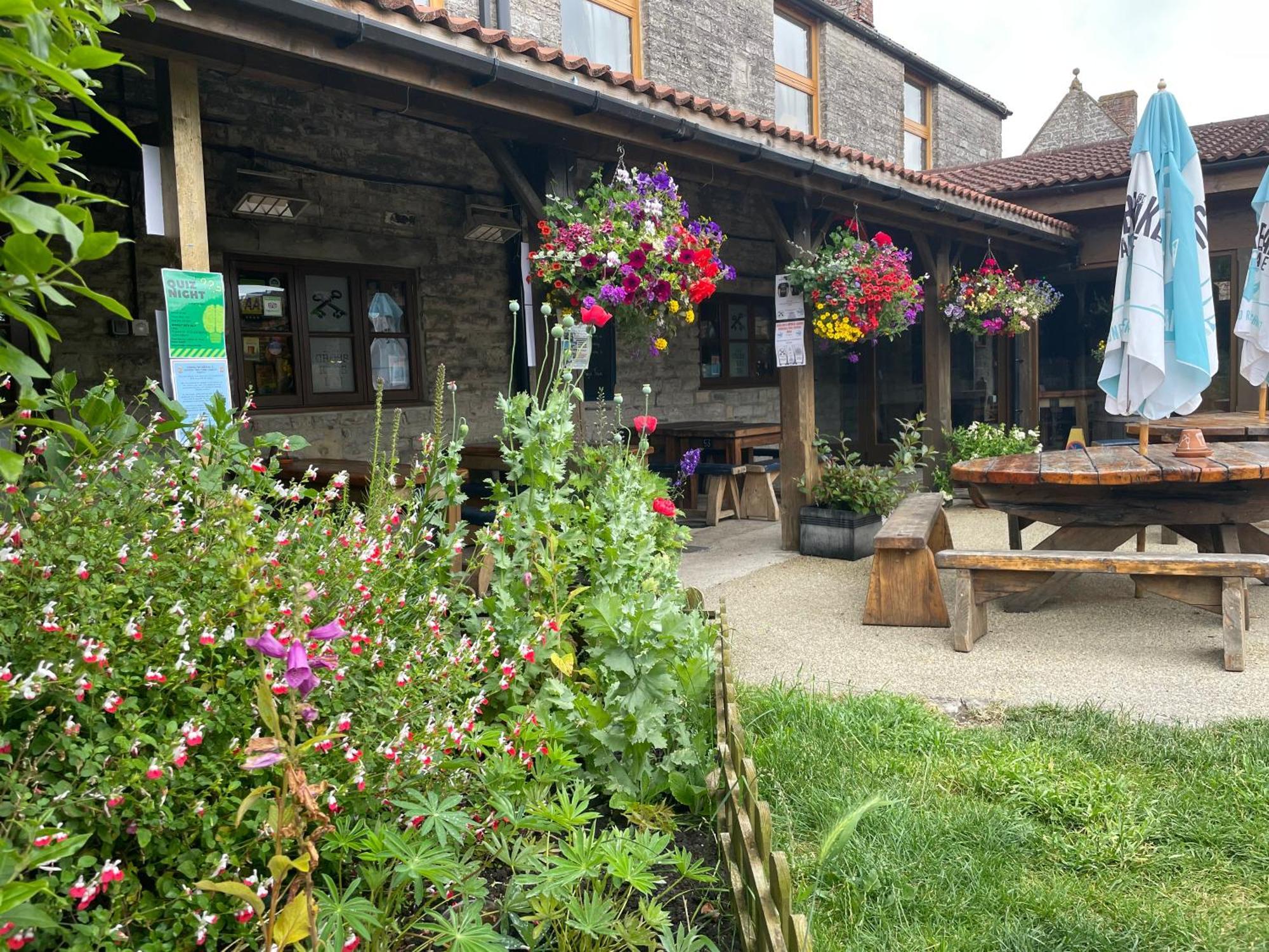 Cross Keys Inn Lydford-on-Fosse エクステリア 写真