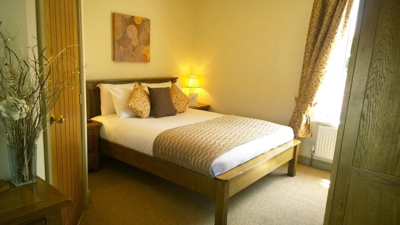 Cross Keys Inn Lydford-on-Fosse エクステリア 写真