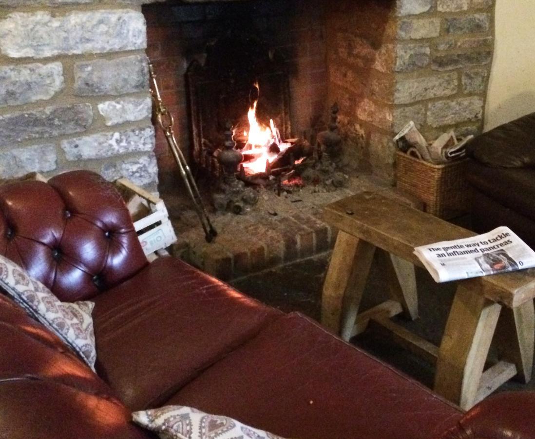 Cross Keys Inn Lydford-on-Fosse エクステリア 写真